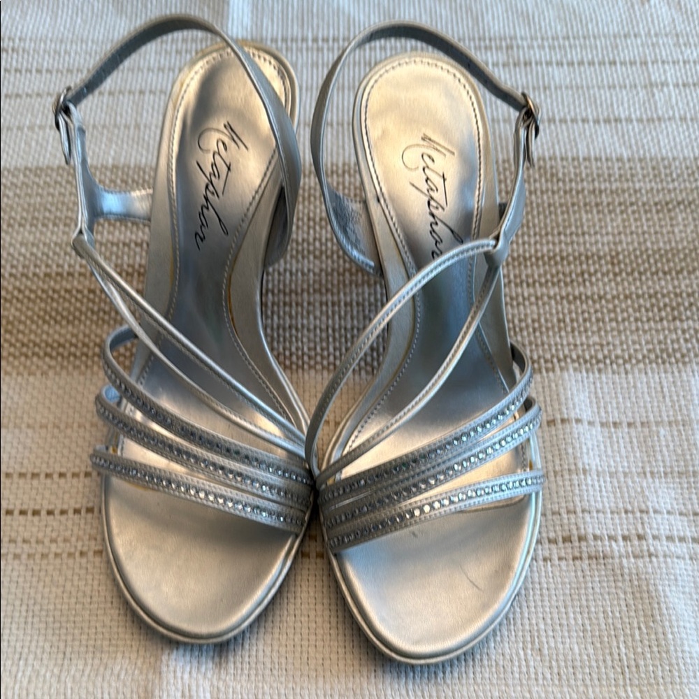 Metaphor Silver Heels Modern Minimalist Design